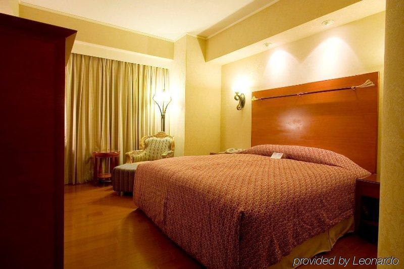 Hualien Charming City Hotel Exterior photo